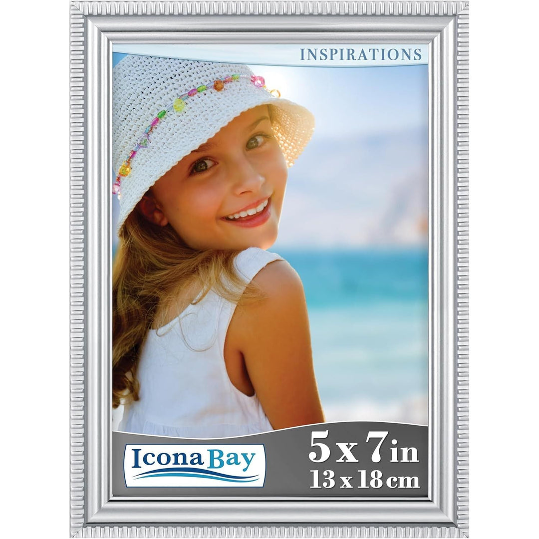 13x18 cm Silver Picture Frame - Beautifully Detailed Moulding - Contemporary Picture Frame - Wall Mount or Table Top - Inspirations Collection - Just Closeouts Canada Inc.669002366240