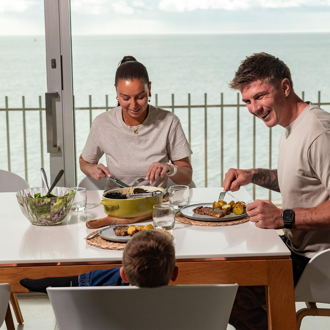 16oz Olive Oil Dispenser Bottle for Kitchen - 2 in 1 Oil Dispenser and Oil Sprayer for Cooking, Air Fryer, Salad, BPA - Free 470ml Olive Oil Sprayer Green - Just Closeouts Canada Inc.