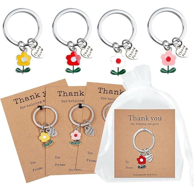 4 Set Thank You Gifts Keychain, Appreciation Gifts for Coworkers and Teachers, Christmas Gifts Thank You for Helping Me Grow Keychain
