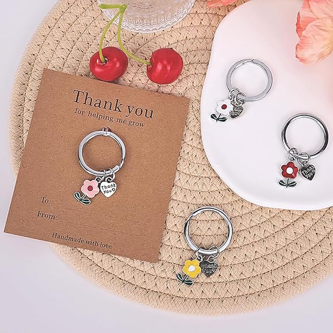 4 Set Thank You Gifts Keychain, Appreciation Gifts for Coworkers and Teachers, Christmas Gifts Thank You for Helping Me Grow Keychain