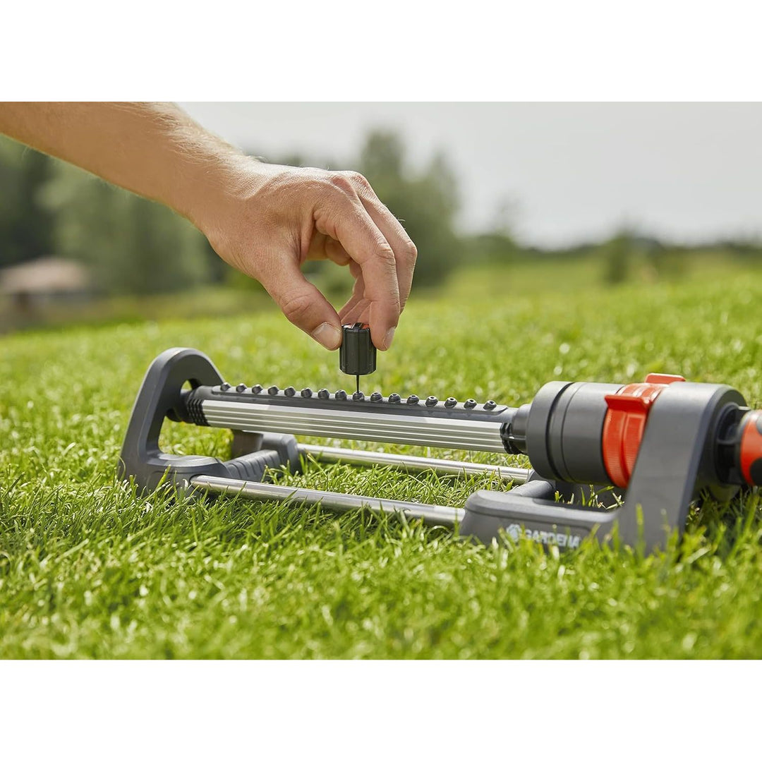 Gardena N2084FP Oscillating Sprinkler, Covers up to 3000 Sq. Ft., Adjustable, Precise and Puddle-Free Lawn Watering, Made in Germany
