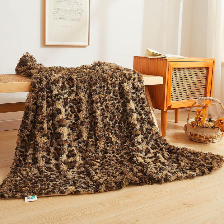 Luxury Faux Fur Leopard Print Throw Blanket, Soft 50x60 Cheetah Print Fluffy Blanket Throw, Shaggy Plush Decorative Couch Blanket, Cute Furry Animal Throw Fuzzy Blanket for Sofa Bed, Brown
