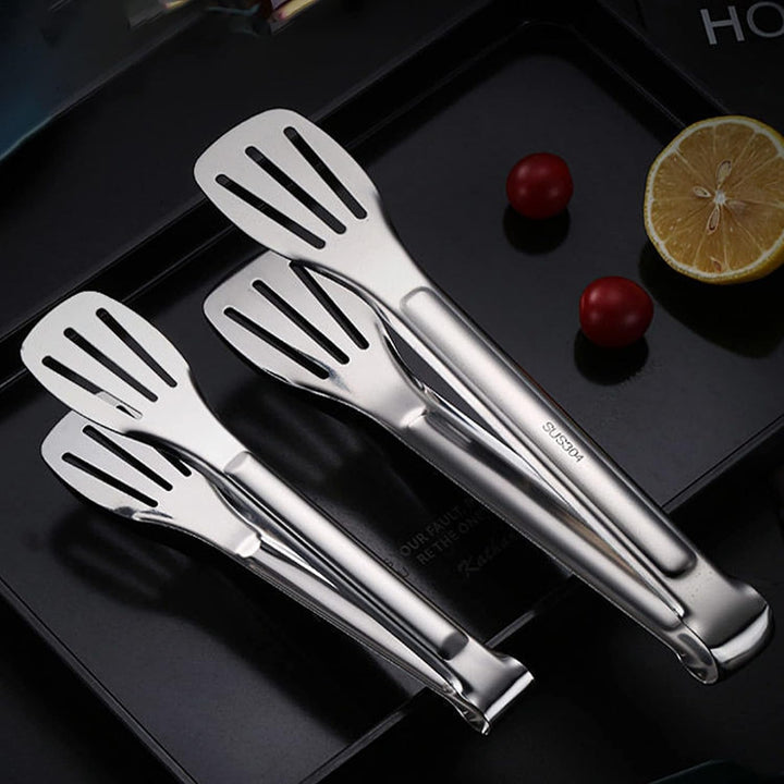 Both serving tongs in the two-piece set