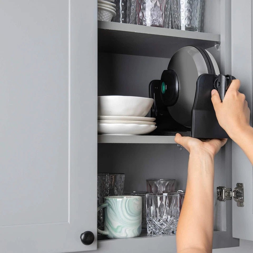 Bella Non - Stick Rotating Belgian Waffle Maker Stainless Steel, 17174 - Just Closeouts Canada Inc.829486171741