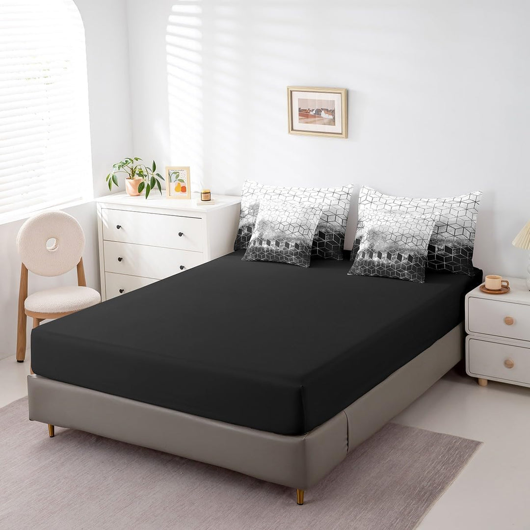 Black & Grey Honeycomb King 7-Piece Comforter & Sheet Set - Just Closeouts Canada Inc.X004P05D4P