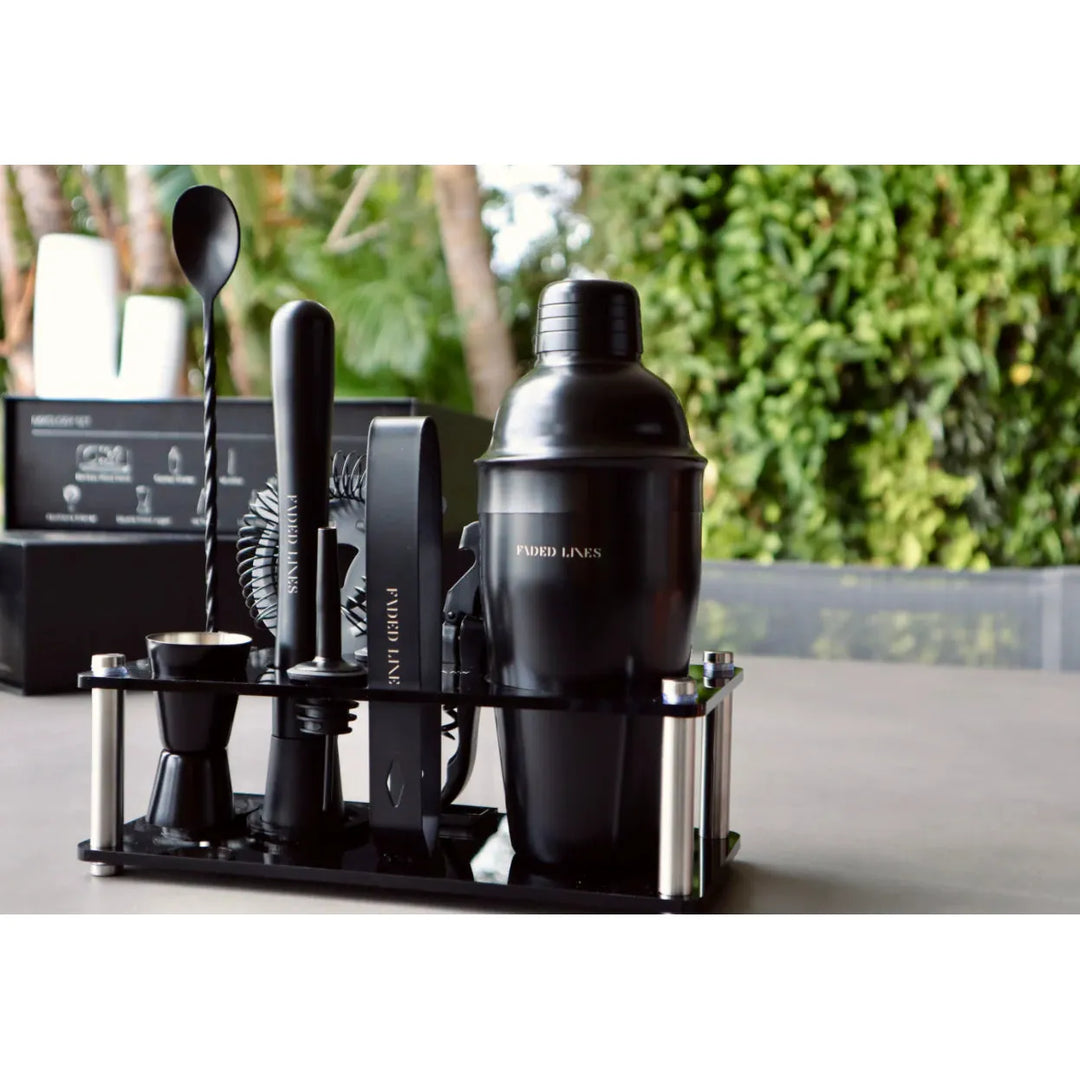 Faded Lines 10 Piece Mixology Set - Just Closeouts Canada Inc.