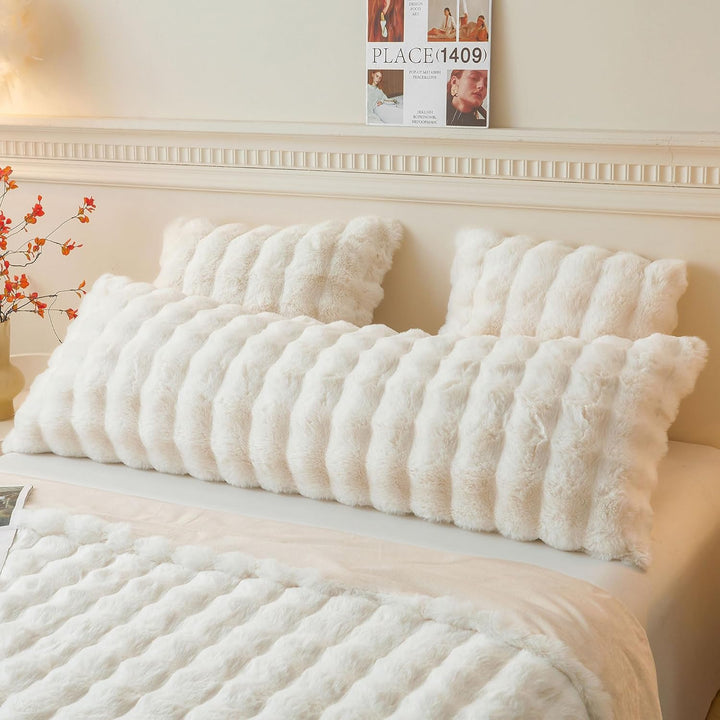 Fluffy Faux Rabbit Fur Body Pillow Cover, Luxury Bubble Waffle Shaggy Plush Bed Body Pillowcase with Zipper Closure, Long 20"x54" Fuzzy Furry Pillow Case for Adults Kids Girls Teens, White - Just Closeouts Canada Inc.