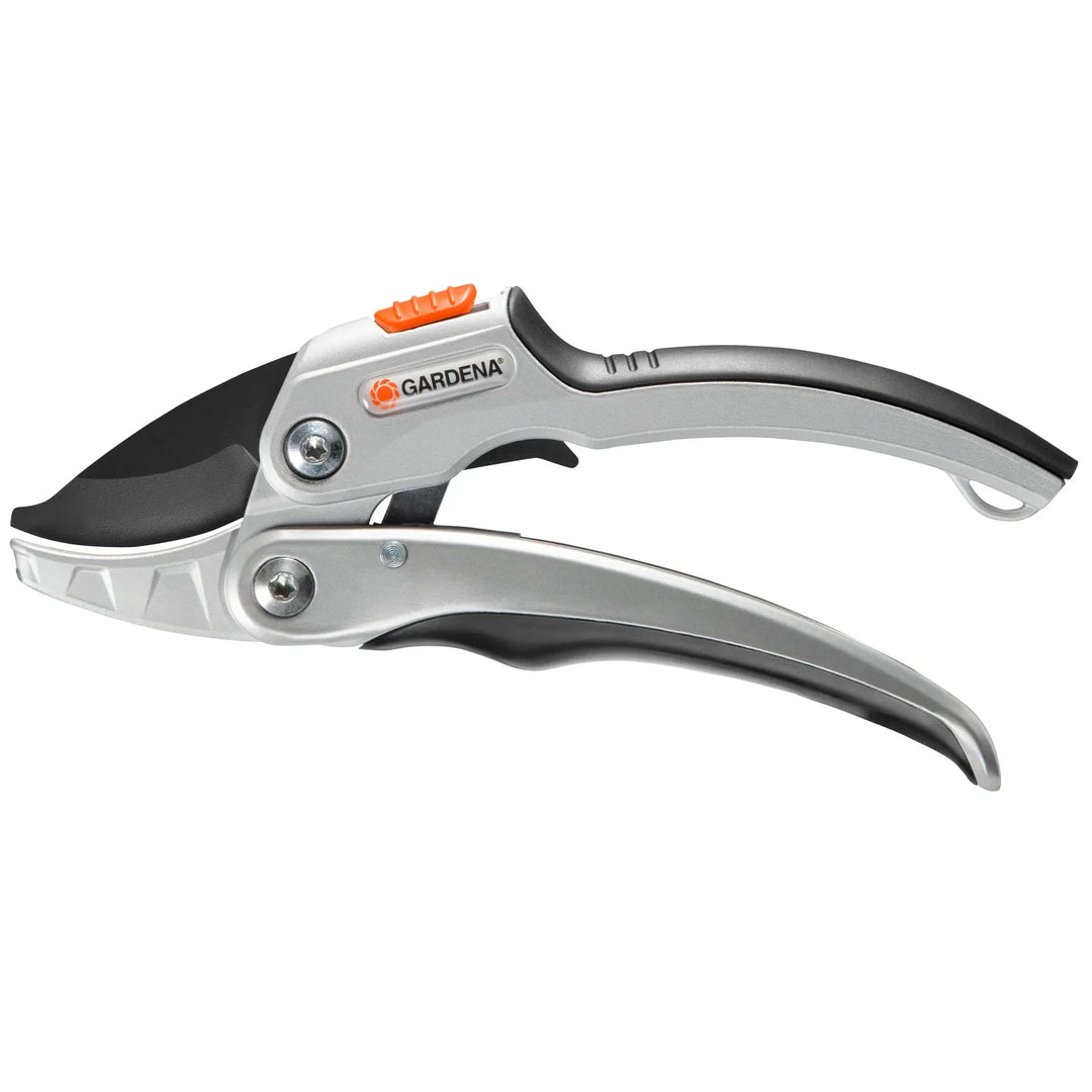 GARDENA Comfort Ratchet Secateurs (Pruners) SmartCut - Just Closeouts Canada Inc.