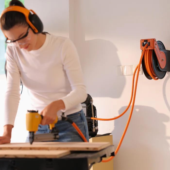 Giraffe Tools TA15B Air Hose Reel Retractable Wall Mount 3/8" x 50 ft Hybrid Hose, Air Compressor Heavy Duty Steel Reel Auto Rewind 300PSI, Tangelo - Just Closeouts Canada Inc.