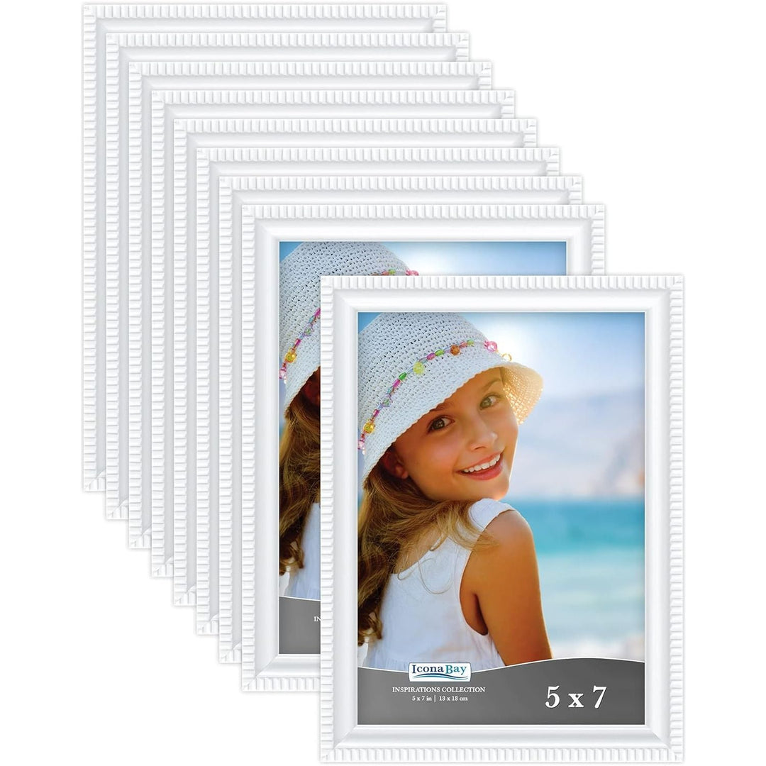Icona Bay 5x7 (13x18 cm) Picture Frames (White, 12 Pack), Beautifully Detailed Molding, Contemporary Picture Frame Set, Wall Mount or Table Top, Inspirations Collection - Just Closeouts Canada Inc.