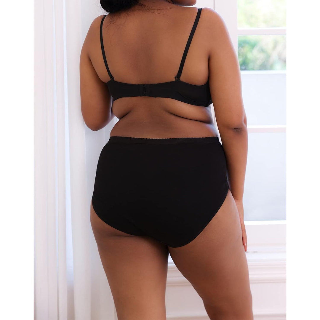Black high-waisted briefs rear fit