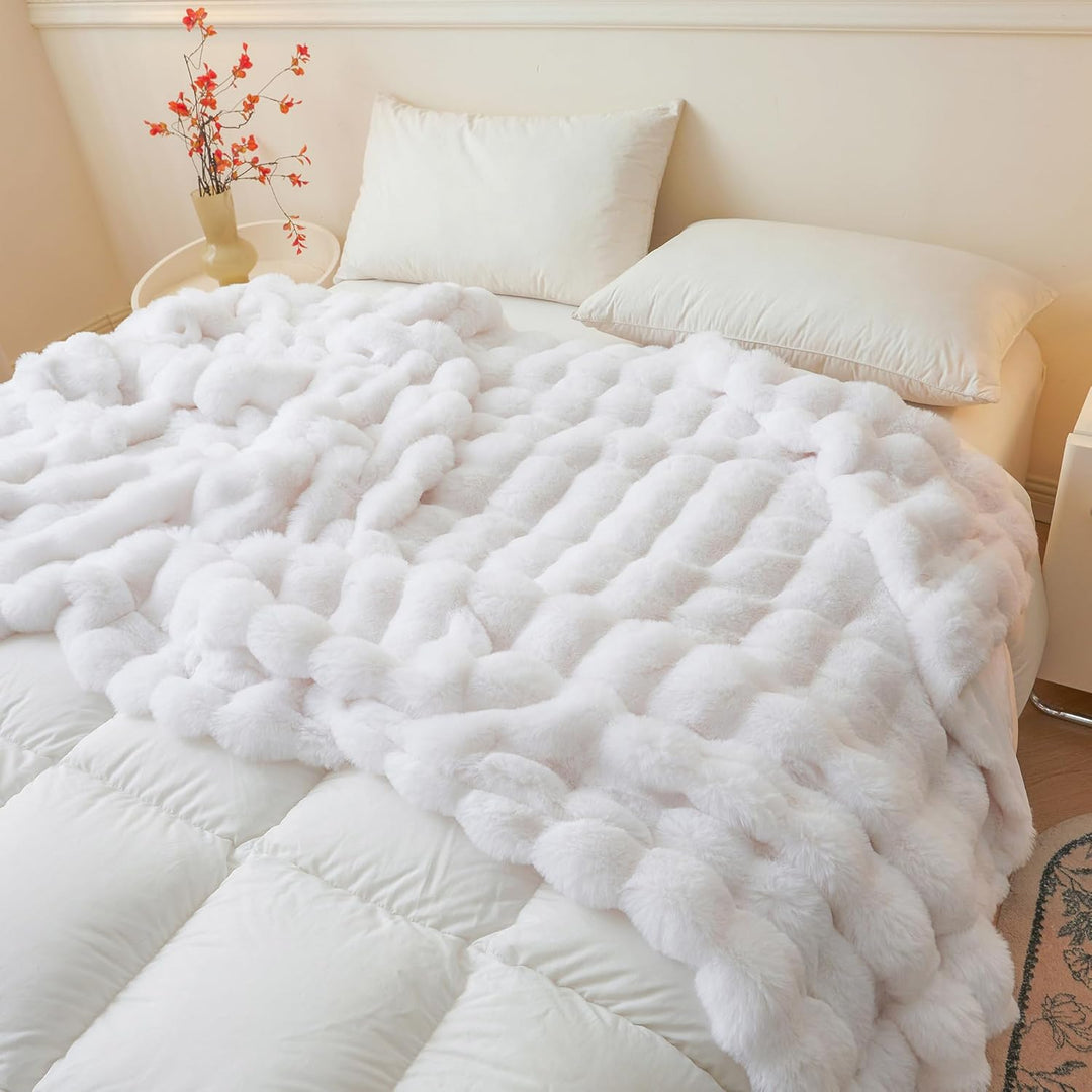 Luxury Fluffy Faux Rabbit Fur Blanket, Plush Fuzzy Bubble Throw for Couch Sofa, Cozy Comfy Furry Bed Blanket Home Decoration, Aesthetic Shaggy Throw for Bedroom Living Room, 60x90, White - Just Closeouts Canada Inc.