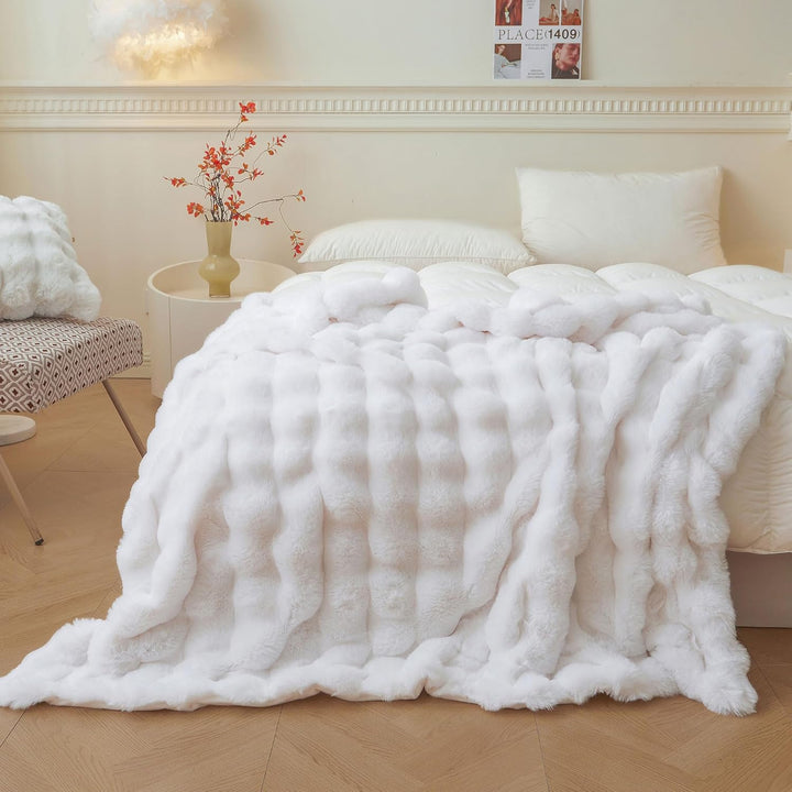 Luxury Fluffy Faux Rabbit Fur Blanket, Plush Fuzzy Bubble Throw for Couch Sofa, Cozy Comfy Furry Bed Blanket Home Decoration, Aesthetic Shaggy Throw for Bedroom Living Room, 60x90, White - Just Closeouts Canada Inc.