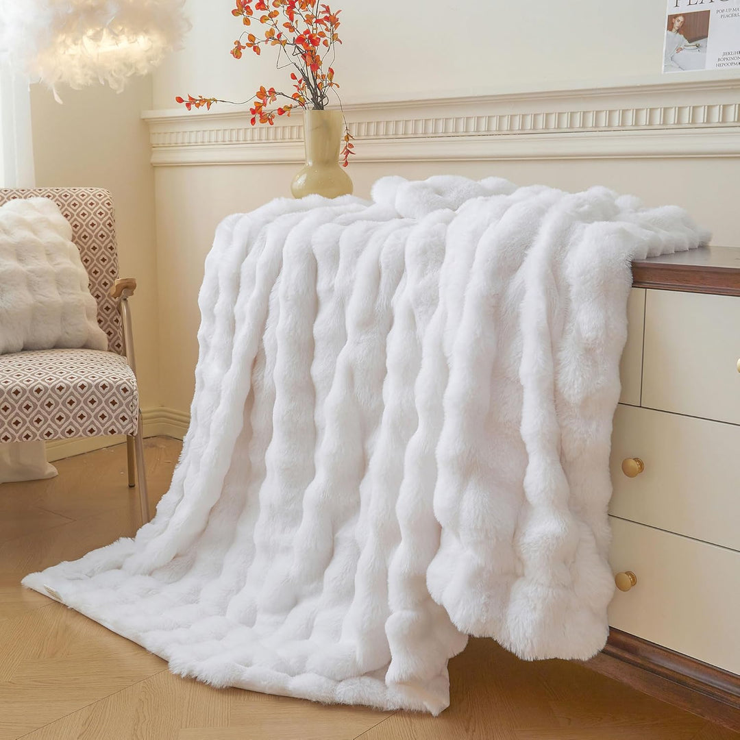 Luxury Fluffy Faux Rabbit Fur Blanket, Plush Fuzzy Bubble Throw for Couch Sofa, Cozy Comfy Furry Bed Blanket Home Decoration, Aesthetic Shaggy Throw for Bedroom Living Room, 60x90, White - Just Closeouts Canada Inc.