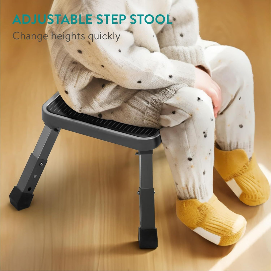 Navaris Portable Step Stool - Folding One Step Ladder - 16cm / 18.5cm / 21.2 cm (6.3" / 7.3" / 8.4") Adjustable Height - 150kg (330 lb) Max Capacity - Grey - Just Closeouts Canada Inc.4067668038895