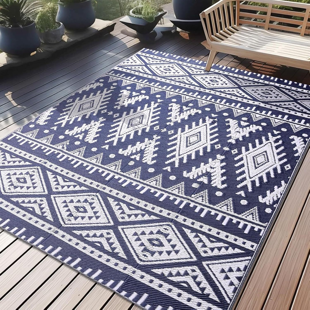 OLANLY Waterproof Outdoor Rug 5x8 ft, Reversible Plastic Straw Patio Camping Rugs, Large Foldable Outdoor Carpet Deck Rugs for Patio, RV, Outside Entry, Backyard, Bench, Picnic, Navy & White - Just Closeouts Canada Inc.