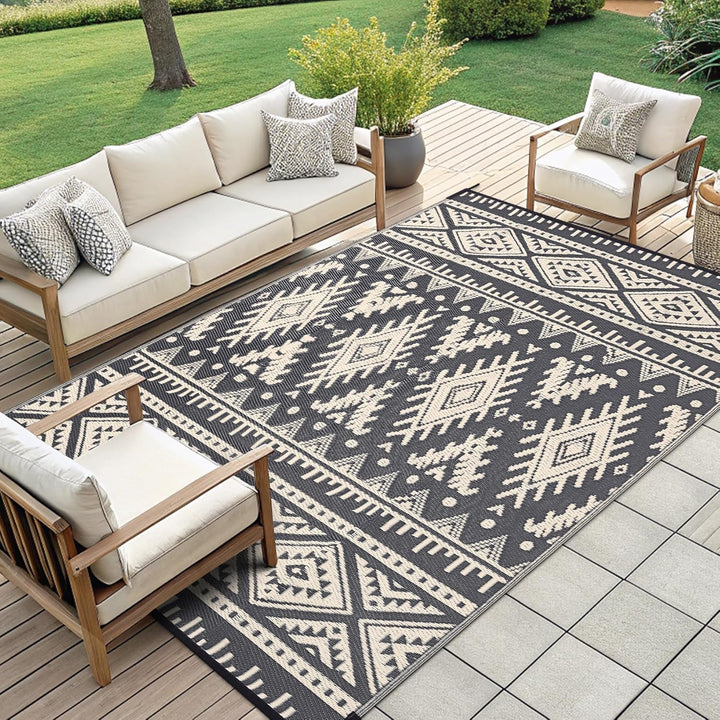 OLANLY Waterproof Outdoor Rug 6x9 ft, Reversible Plastic Straw Patio Camping Rugs, Large Foldable Outdoor Carpet Deck Rugs for Patio, RV, Outside Entry, Backyard, Bench, Picnic, Black & Beige - Just Closeouts Canada Inc.