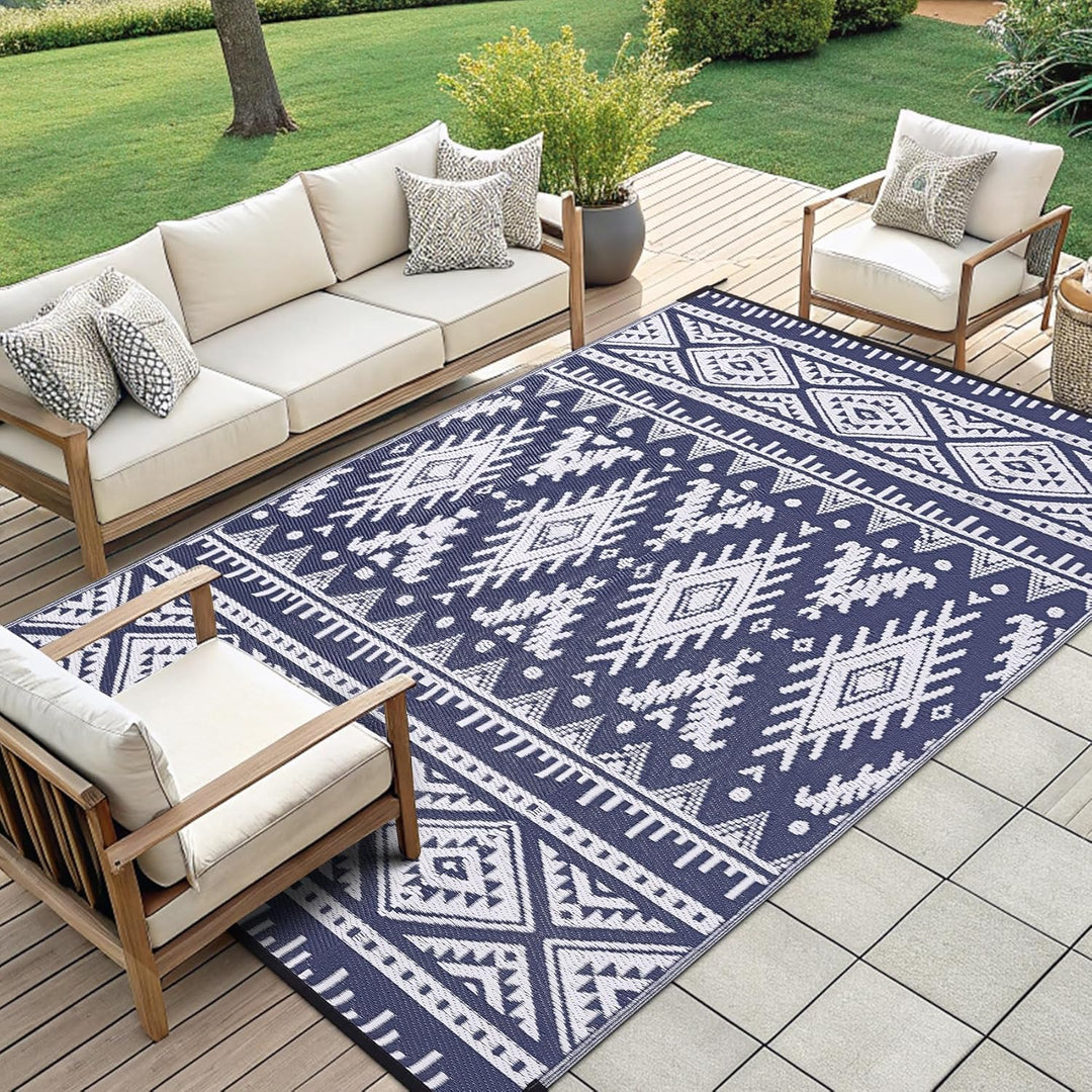 OLANLY Waterproof Outdoor Rug 6x9 ft, Reversible Plastic Straw Patio Camping Rugs, Large Foldable Outdoor Carpet Deck Rugs for Patio, RV, Outside Entry, Backyard, Bench, Picnic, Navy & White - Just Closeouts Canada Inc.