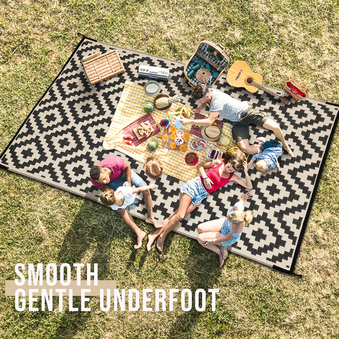 Outdoor Rug Waterproof Reversible 9x12 ft, Durable Plastic Straw Patio Camping Carpet, Large Foldable RV Mat for Backyard, Deck, Picnic, Camper, Bench, All - Weather, Lightweight, Black & Beige - Just Closeouts Canada Inc.