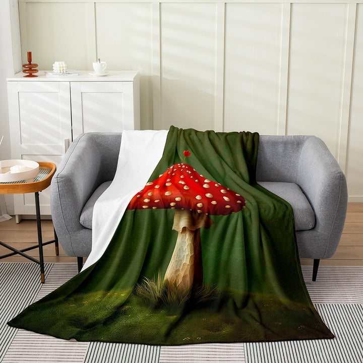 Red Mushroom on Green Fleece Throw Blanket, 50 × 60 in. - Just Closeouts Canada Inc.X004H29VI5
