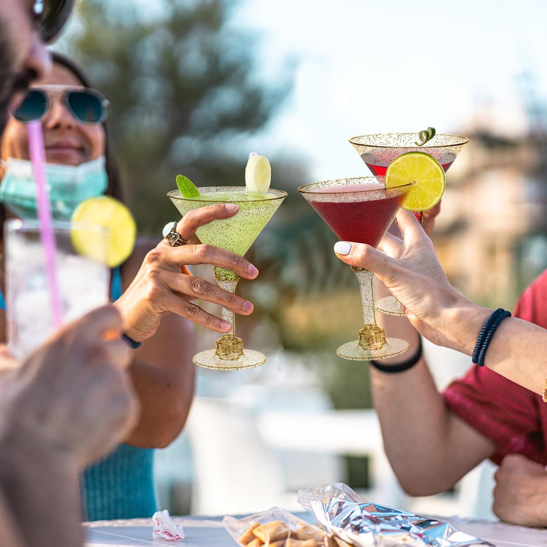 WUWEOT 60 Pack Plastic Martini Glasses, 5 Oz Gold Glitter Disposable Cocktail Glasses, Tall Appetizer Dessert Cups, Unbreakable Wine Shooter Glasses for Margarita Wine Champagne Ice Cream - Just Closeouts Canada Inc.